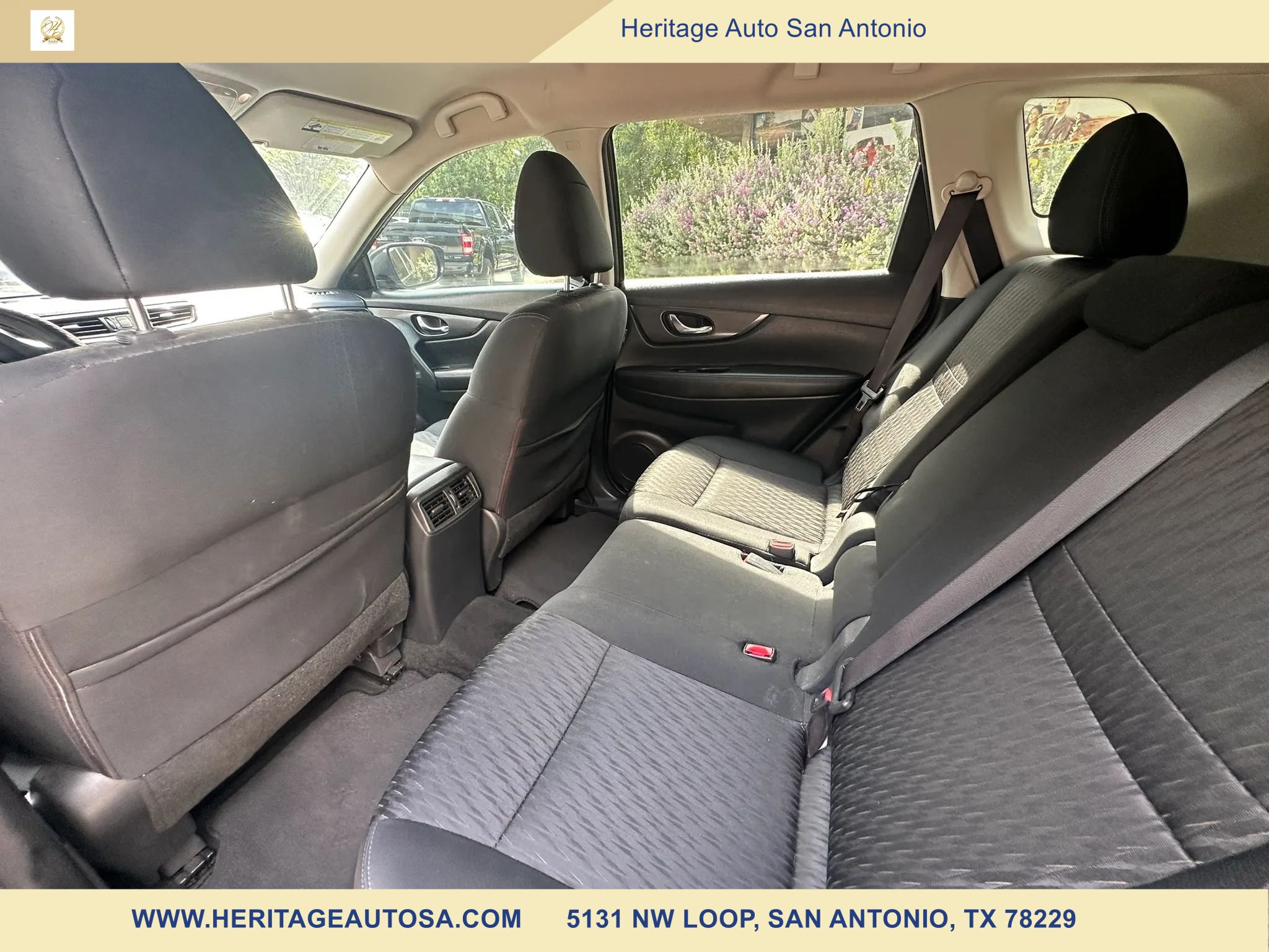 Used 2017 Nissan Rogue SV FWD image 10