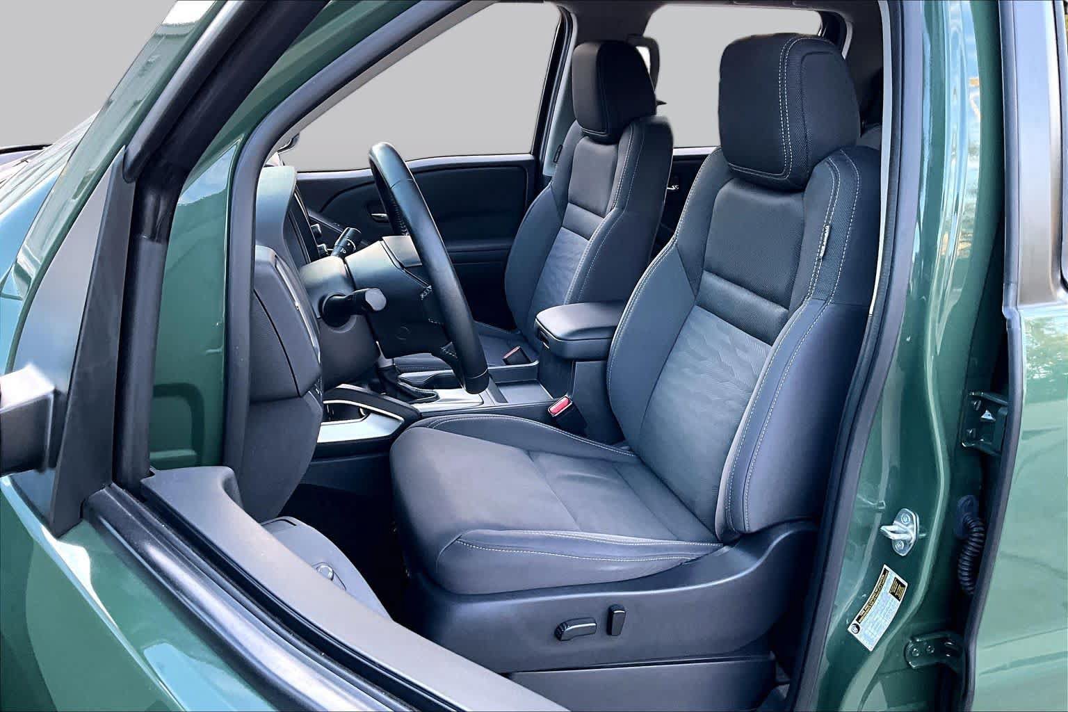 Certified 2023 Nissan Frontier SV w/ SV Convenience Package RWD image 8
