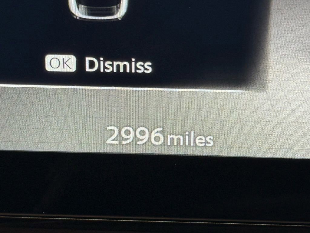 Used 2025 Nissan Kicks SR image 32