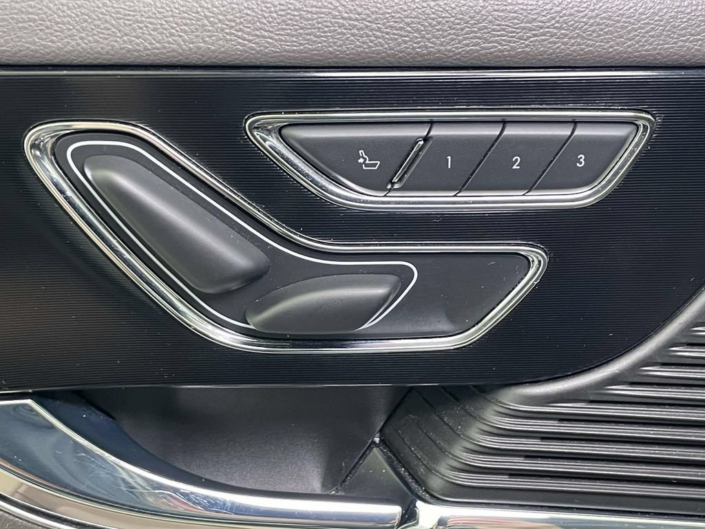 Used 2021 Lincoln Corsair AWD image 26