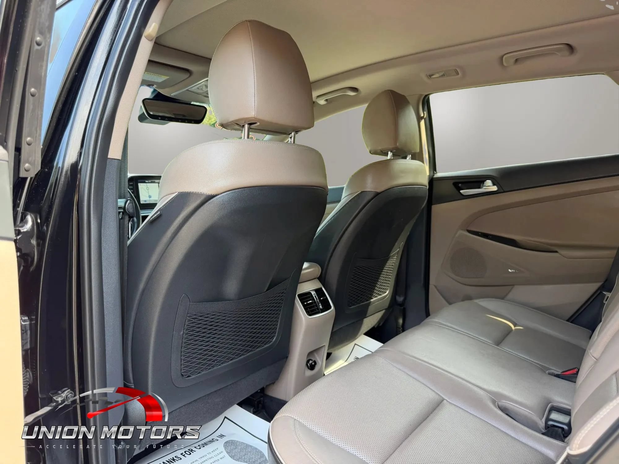 Used 2021 Hyundai Tucson Ultimate w/ Cargo Package FWD image 22