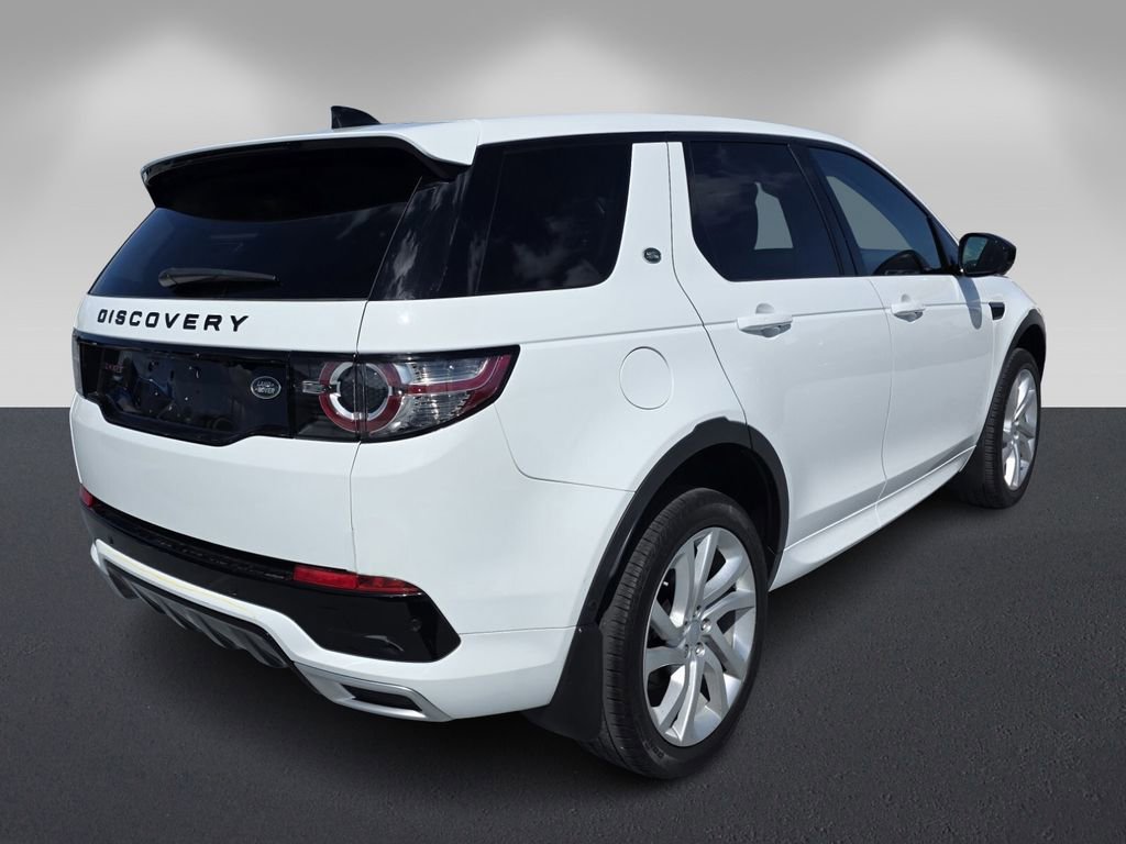 Used 2018 Land Rover Discovery Sport HSE Luxury image 4