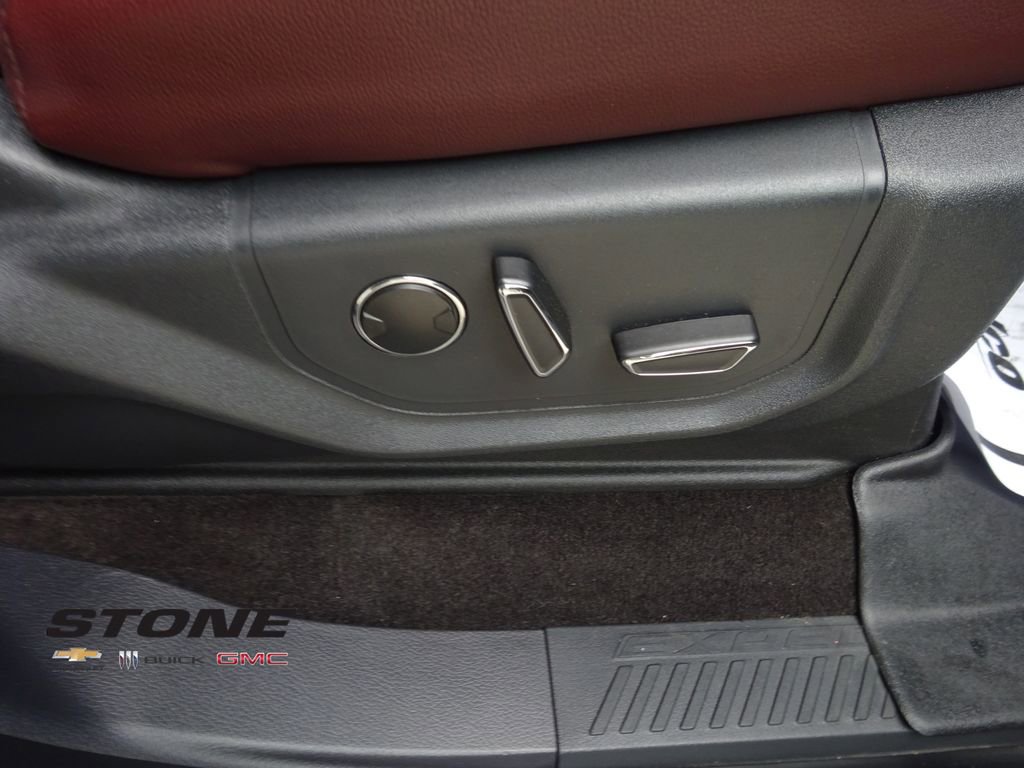 Used 2022 Ford Expedition Limited AWD/4WD image 32