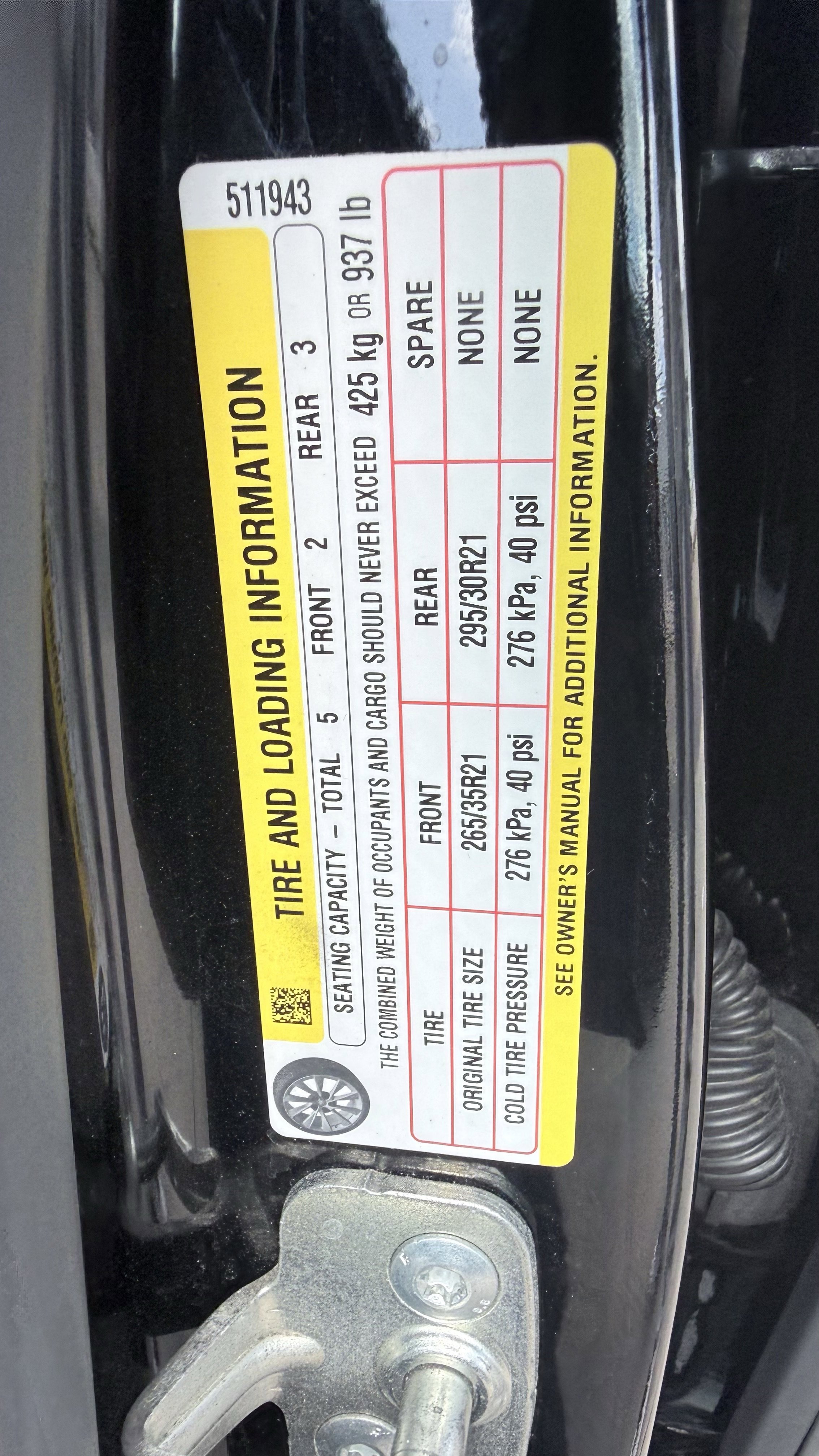 Used 2023 Tesla Model S AWD/4WD image 29