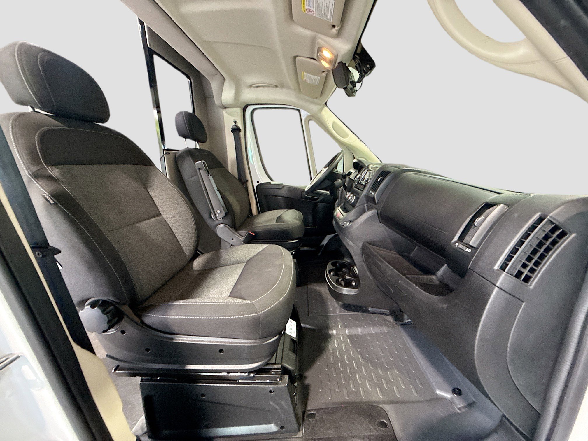 Used 2021 RAM ProMaster 1500 FWD image 25