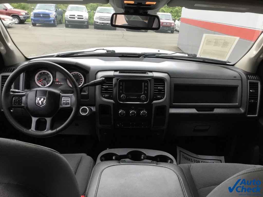 Used 2015 RAM 3500 Tradesman w/ Chrome Appearance Group image 31