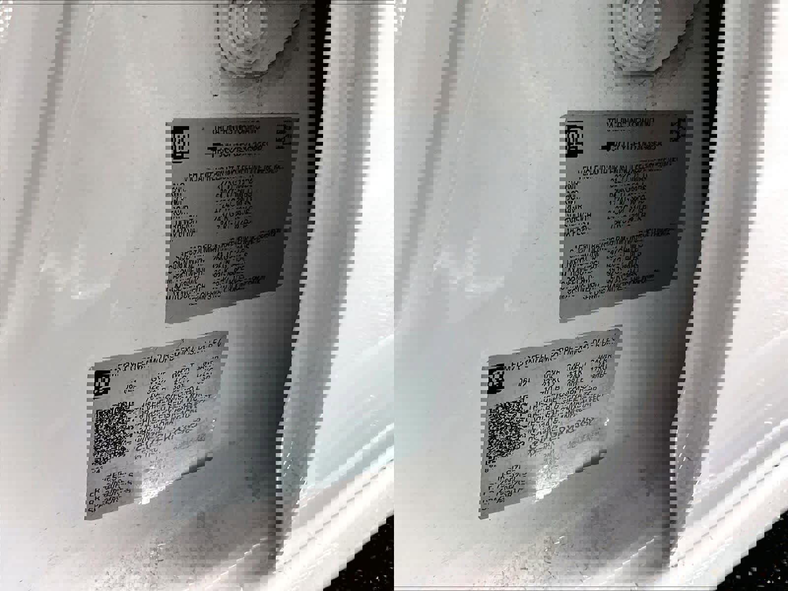 Used 2021 Chevrolet Silverado 1500 LTZ image 32