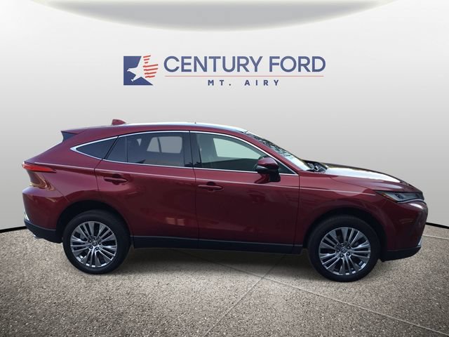 Used 2022 Toyota Venza Limited w/ Advanced Technology Package AWD/4WD image 2