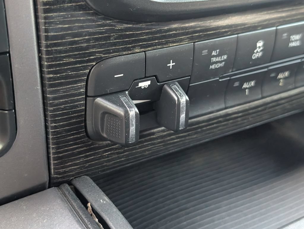 Used 2018 RAM 2500 Limited AWD/4WD image 21