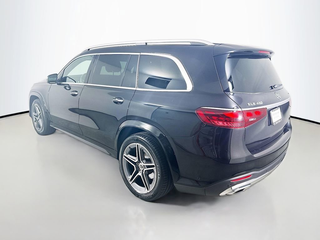 Used 2024 Mercedes-Benz GLS 450 4MATIC image 3