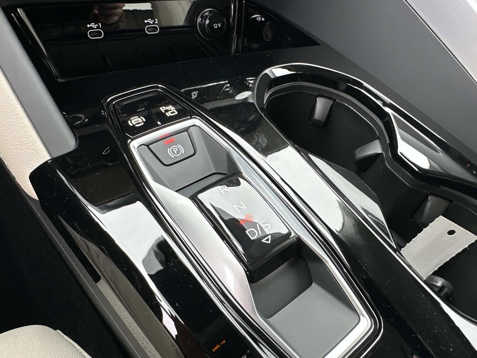 New 2025 Audi Q5 Prestige image 22