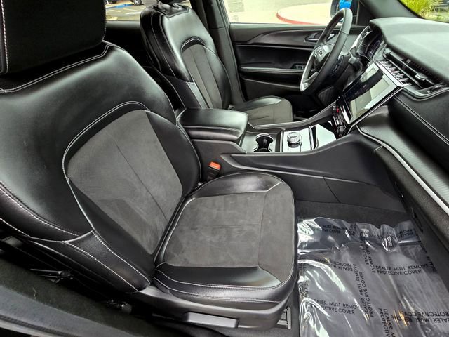 Certified 2023 Jeep Grand Cherokee L Laredo image 22