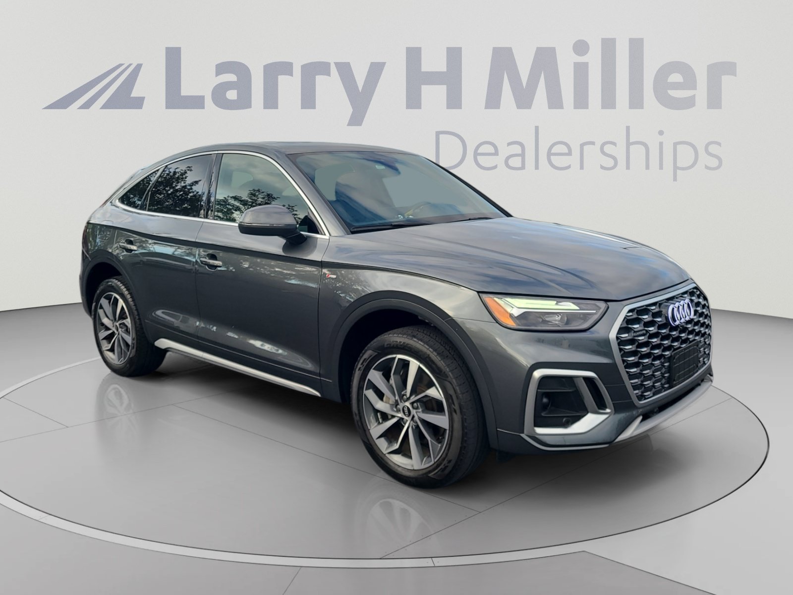 Used 2023 Audi Q5 2.0T Premium w/ Convenience Package AWD/4WD image 7
