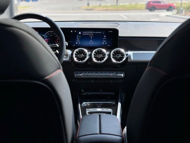 Used 2026 Mercedes-Benz GLB 250 4MATIC image 60