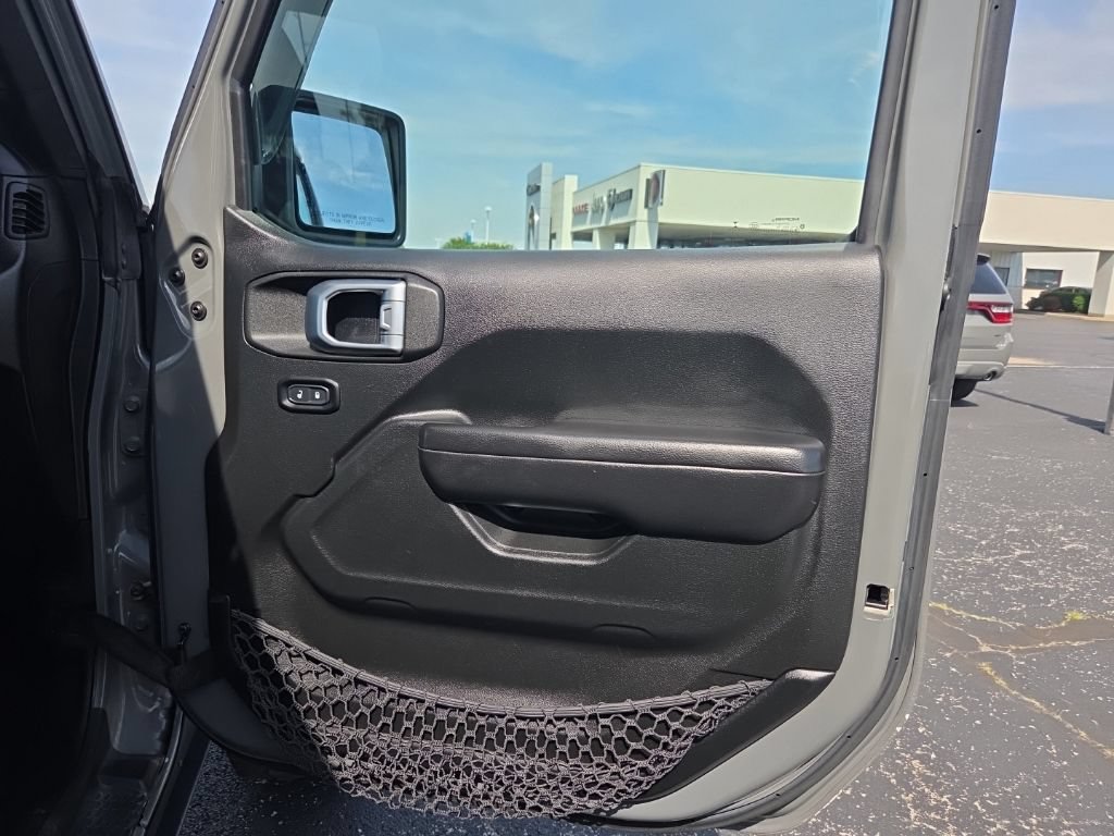 Used 2019 Jeep Wrangler Unlimited Sport S AWD/4WD image 27