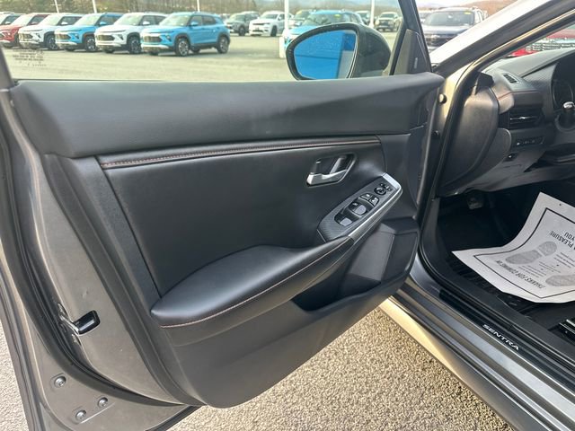 Used 2021 Nissan Sentra SR FWD image 12