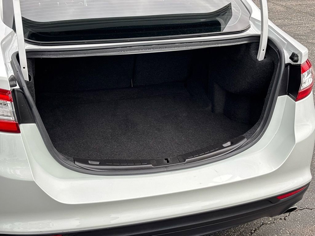 Used 2016 Ford Fusion S image 24