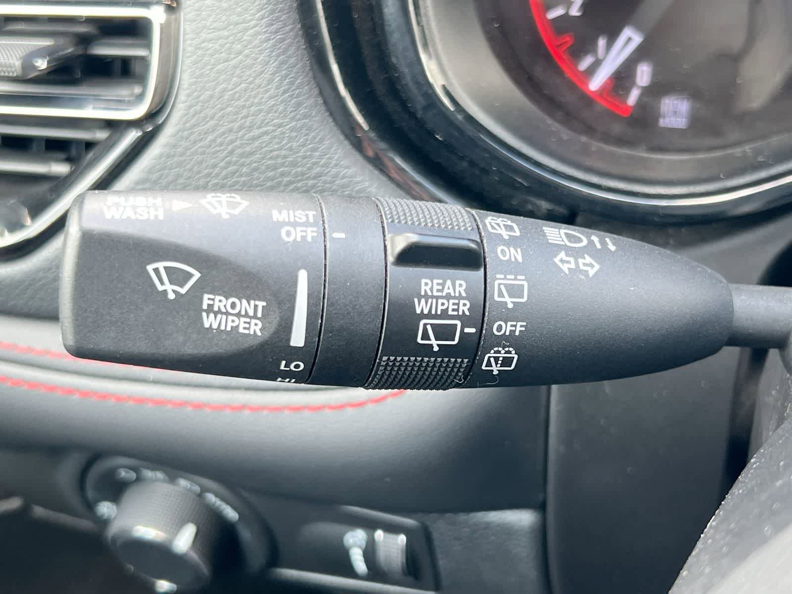 Used 2024 Dodge Durango GT AWD/4WD image 25