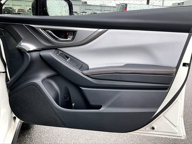 Used 2023 Subaru Crosstrek 2.5i Limited w/ Moonroof Package image 12