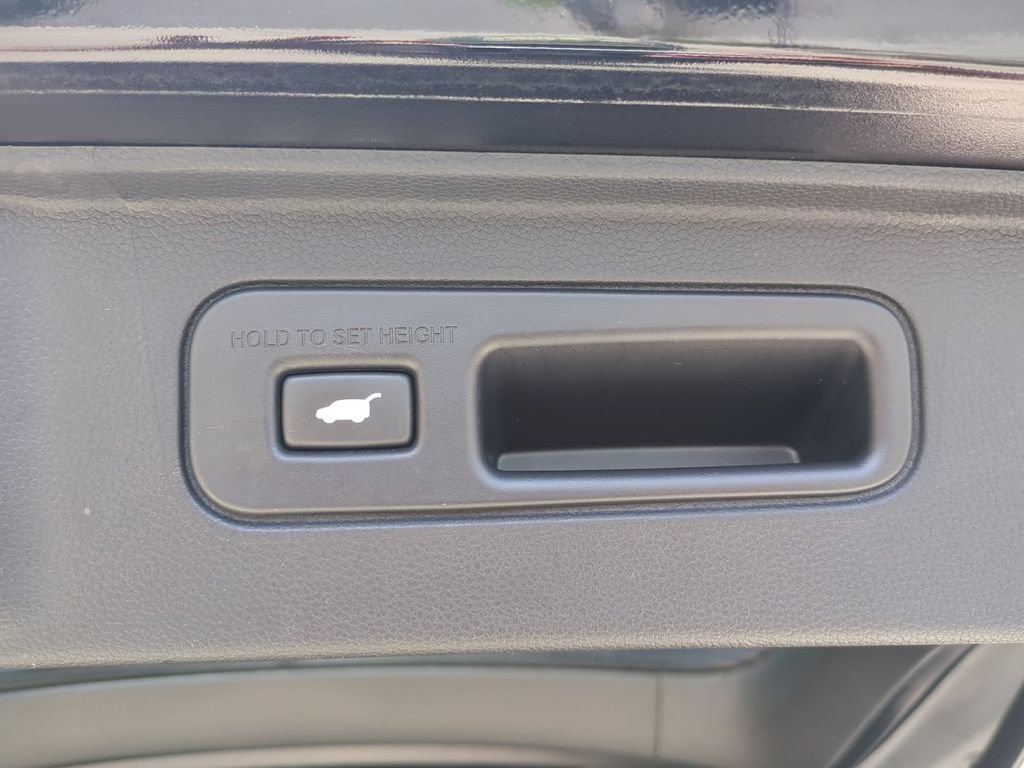 Used 2023 Honda Pilot EX-L image 15
