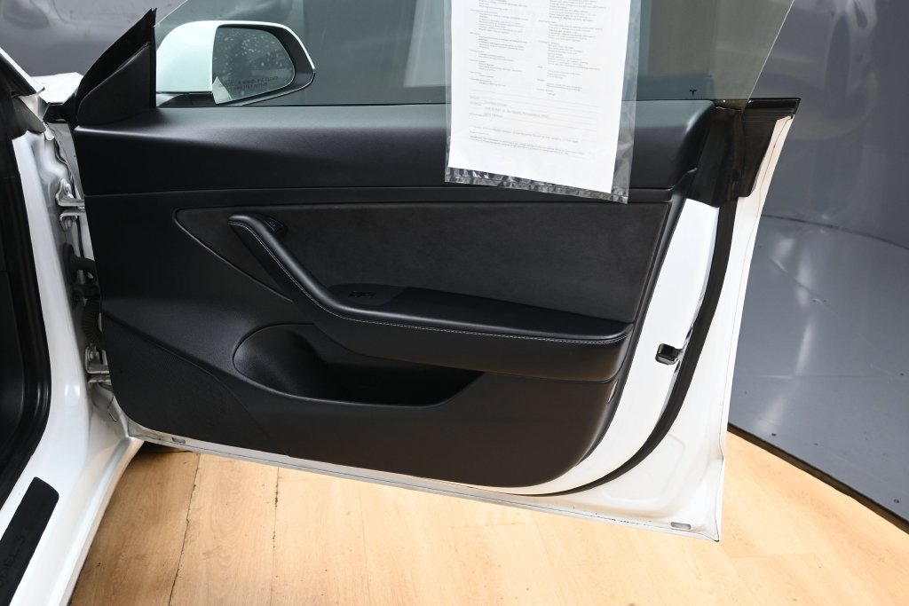 Used 2021 Tesla Model 3 Standard Range Plus RWD image 29