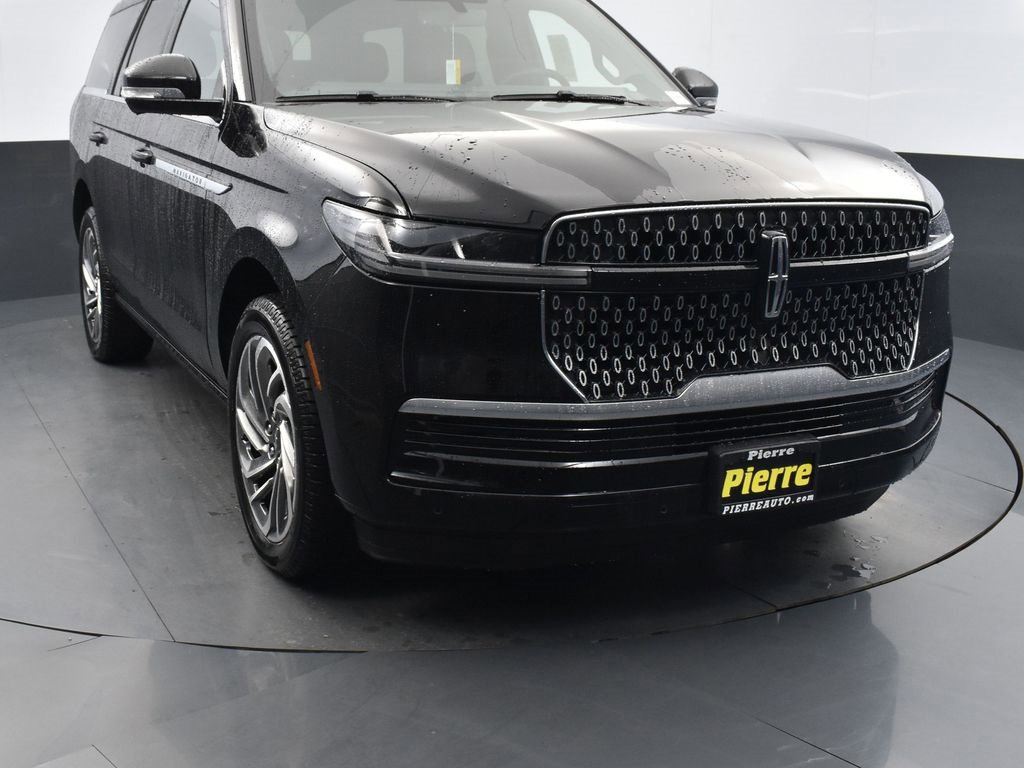 New 2025 Lincoln Navigator Reserve image 19