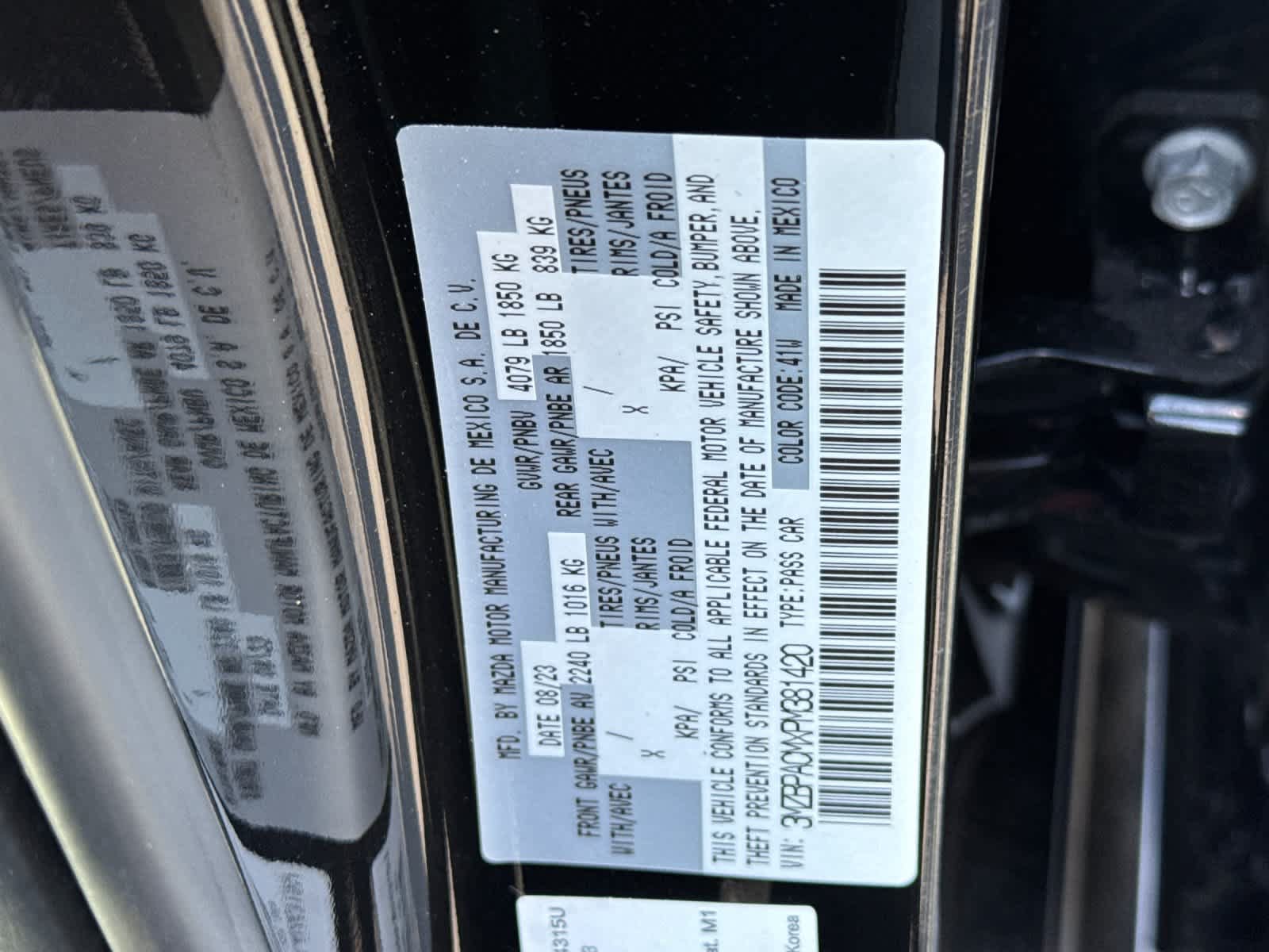 Used 2023 MAZDA MAZDA3 s FWD image 32