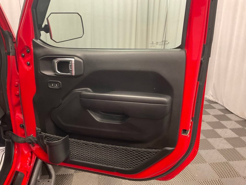 Used 2021 Jeep Gladiator Sport AWD/4WD image 25