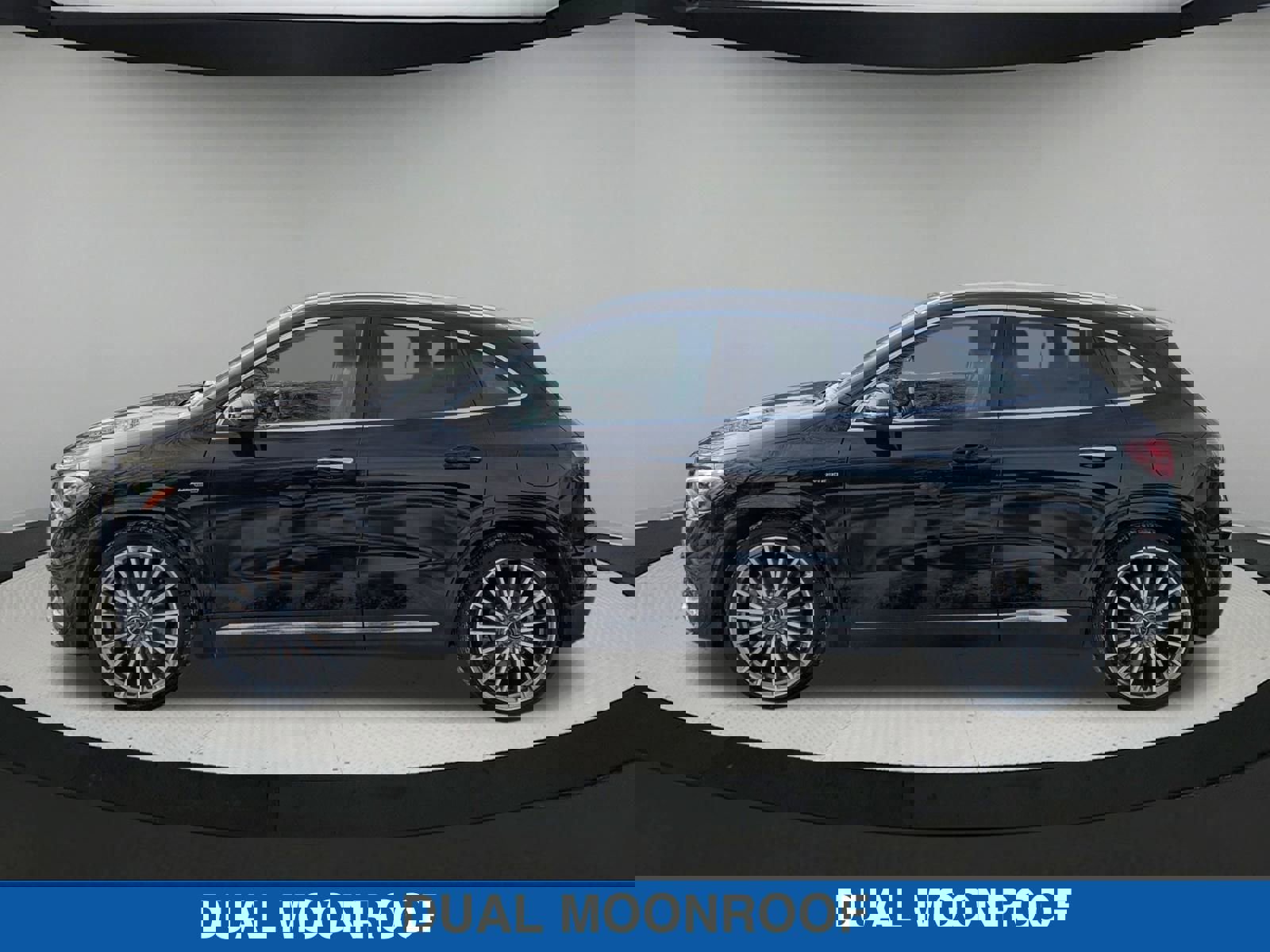 Used 2024 Mercedes-Benz GLA 35 AMG 4MATIC image 7