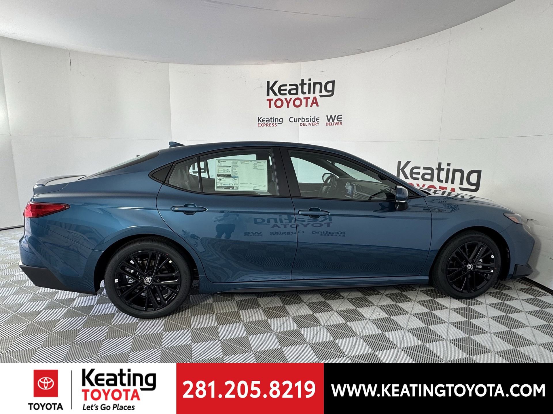 New 2026 Toyota Camry SE image 4