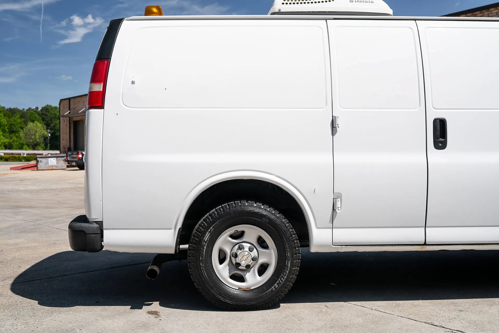 Used 2007 Chevrolet Express 1500 RWD image 11