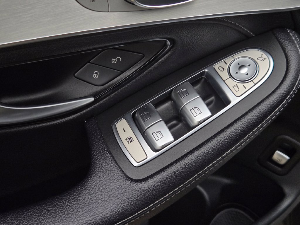 Used 2019 Mercedes-Benz GLC 63 AMG 4MATIC Coupe image 17