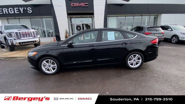 Used 2018 Ford Fusion SE w/ Fusion SE Technology Package image 6