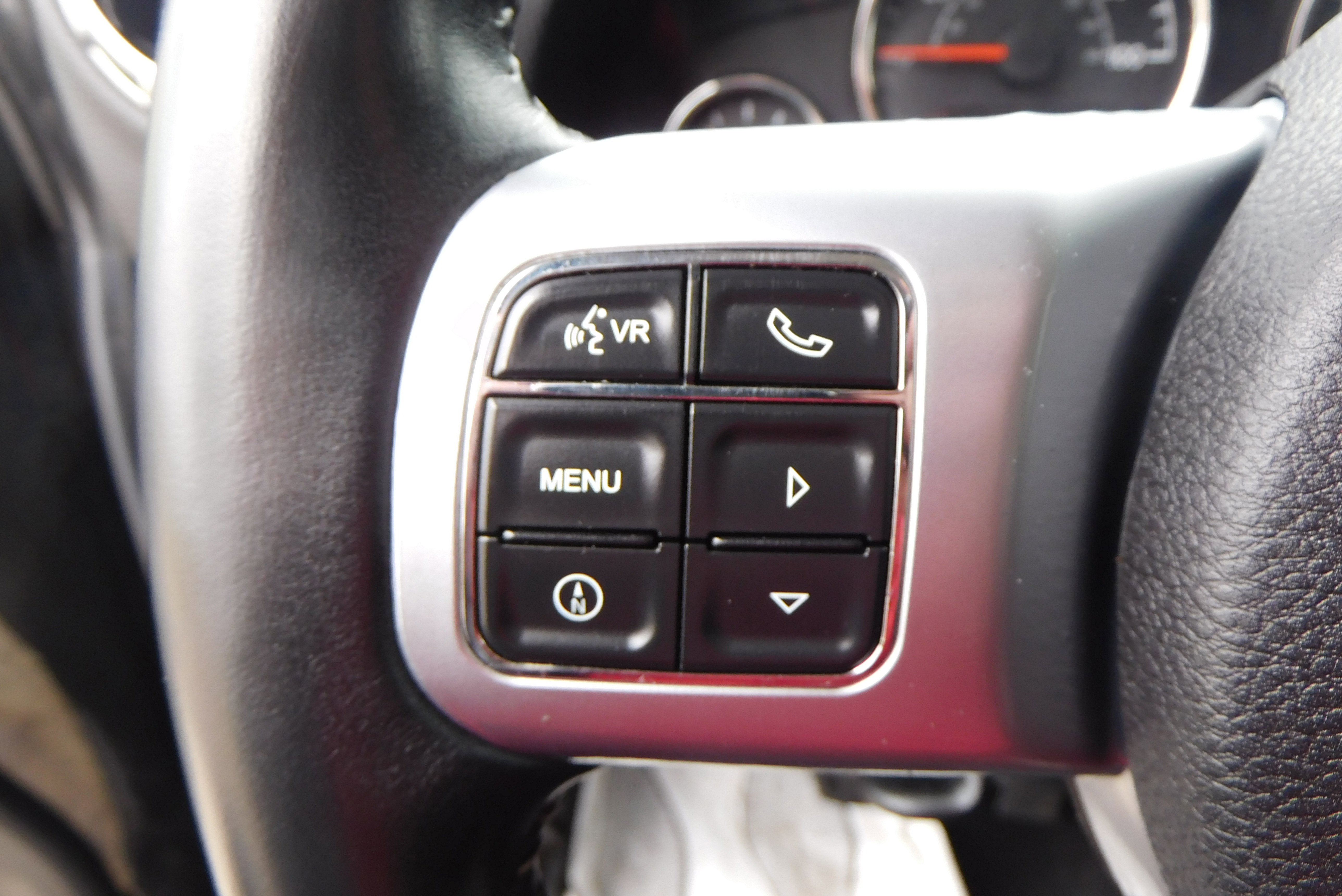 Used 2016 Jeep Wrangler Unlimited Rubicon image 16