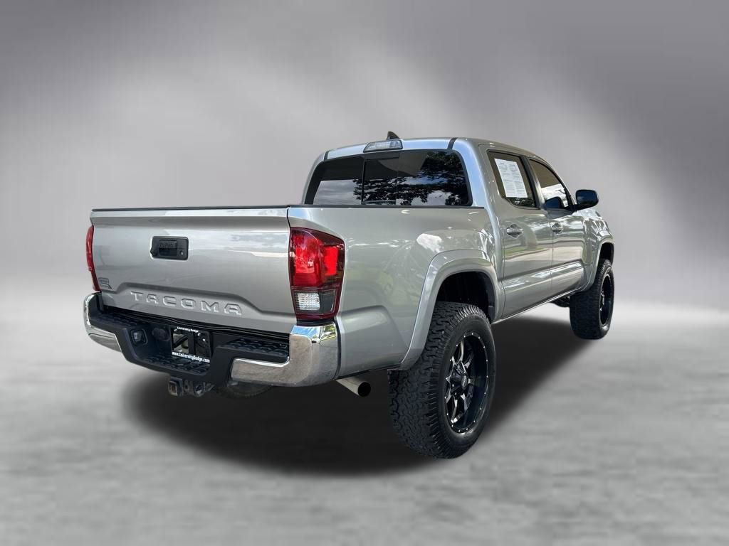 Used 2019 Toyota Tacoma SR5 RWD image 3