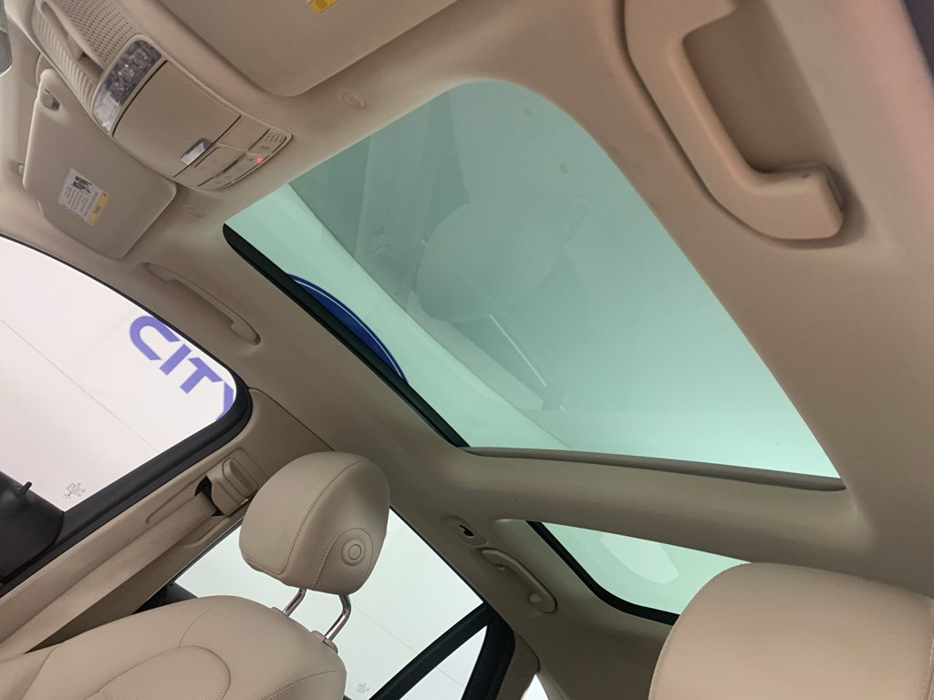 Used 2021 Mercedes-Benz GLC 300 image 31