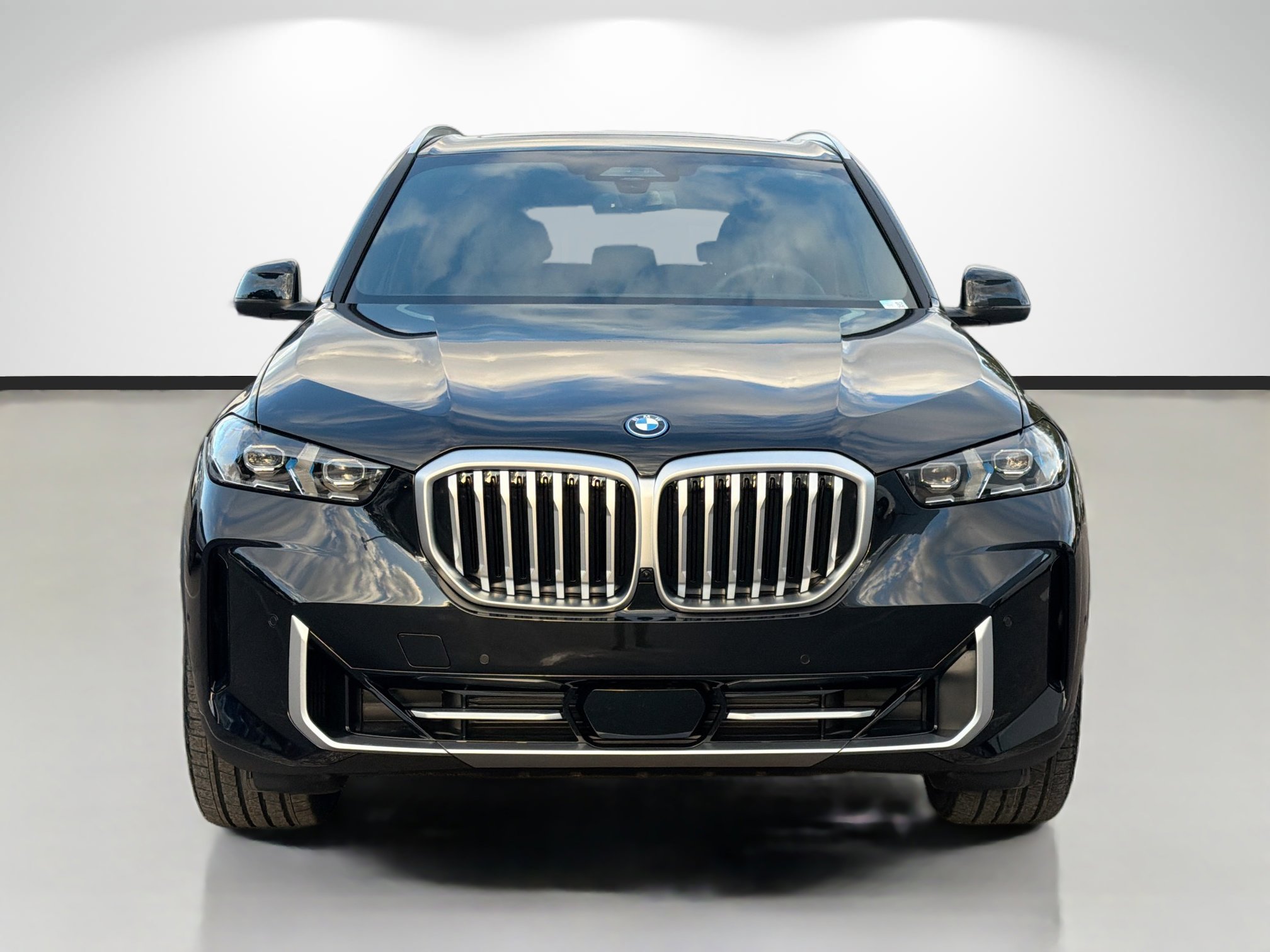 New 2026 BMW X5 xDrive50e w/ Executive Package image 8