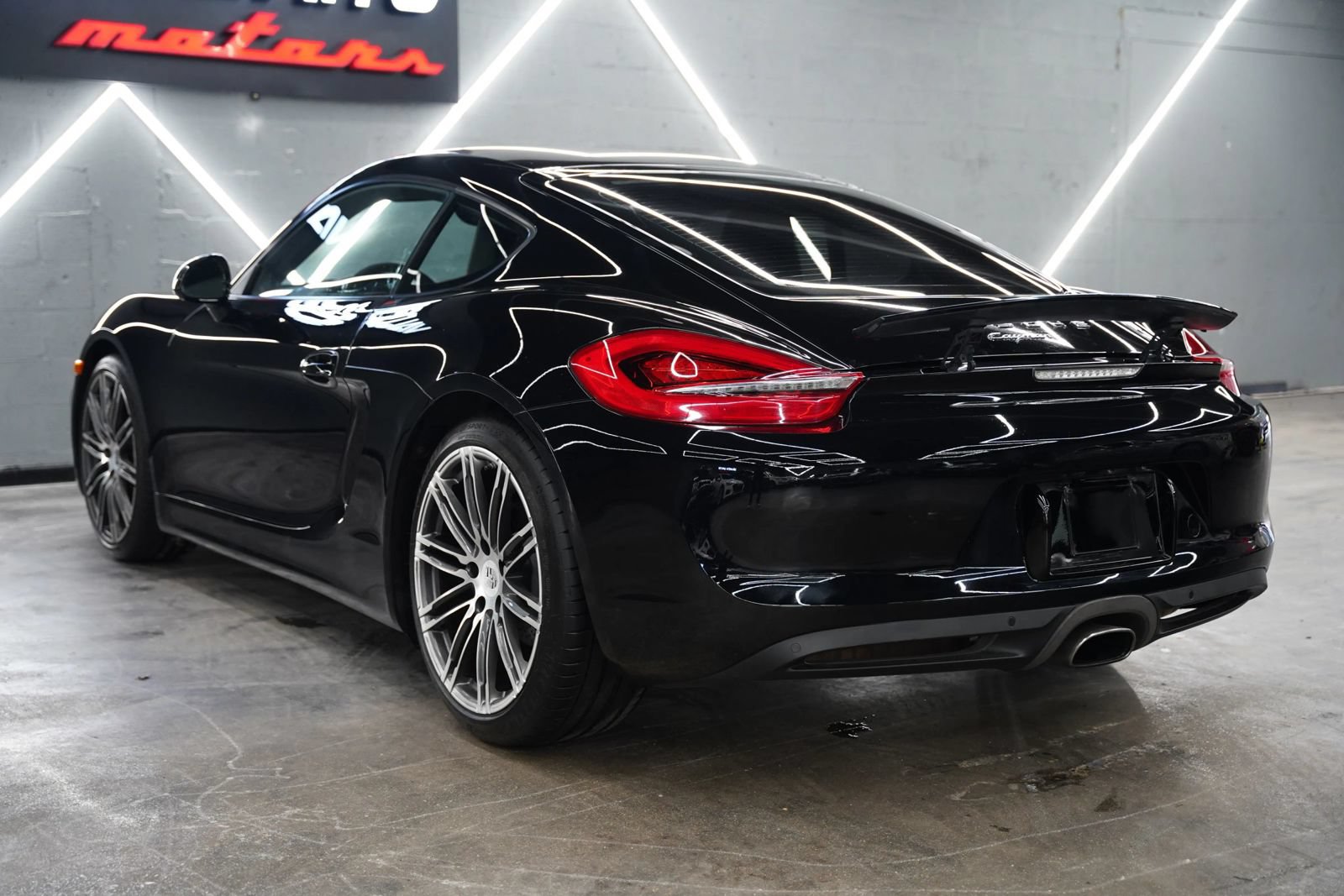 Used 2016 Porsche Cayman RWD image 23