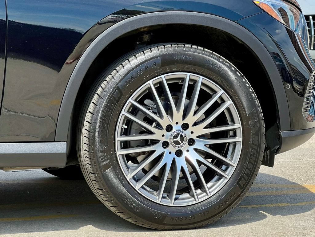 Certified 2026 Mercedes-Benz GLC 300 4MATIC image 13