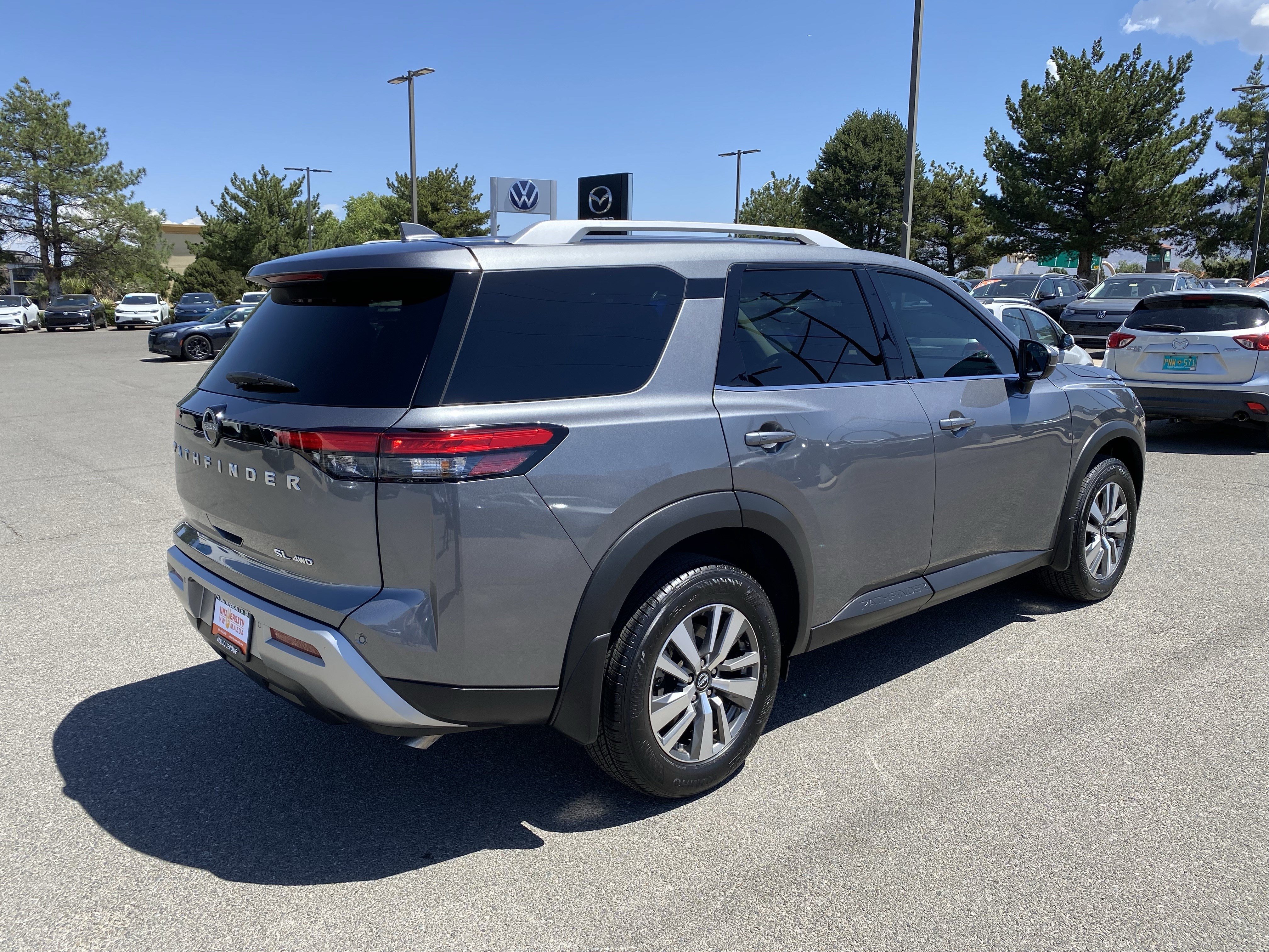Used 2025 Nissan Pathfinder SL w/ Cargo Package AWD/4WD image 57