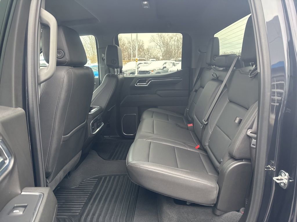 Used 2023 Chevrolet Silverado 1500 LTZ image 21
