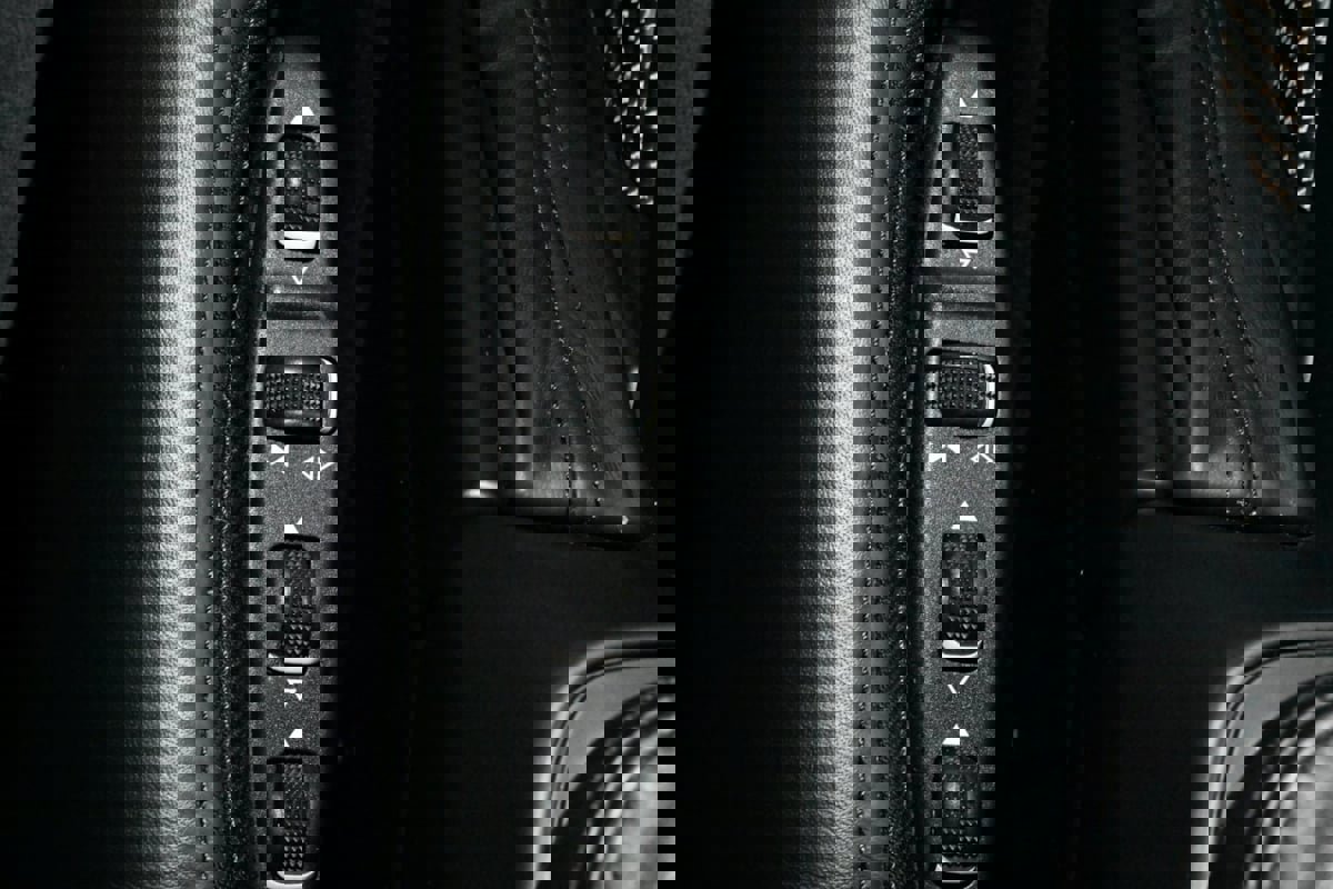 Used 2018 Mercedes-Benz G 65 AMG 4MATIC image 25