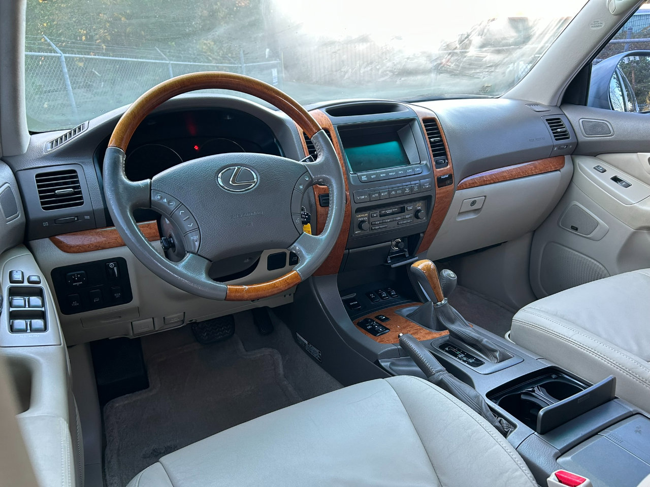 Used 2006 Lexus GX 470 image 17