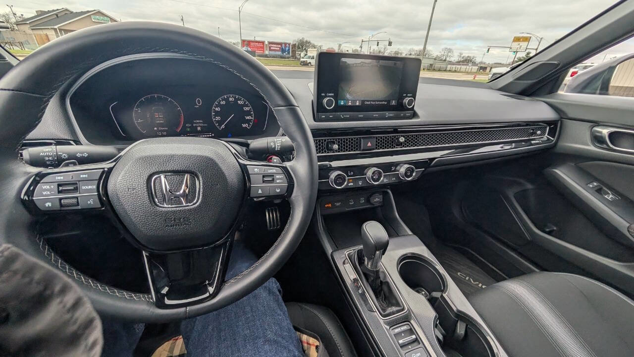 Used 2025 Honda Civic Sport image 22