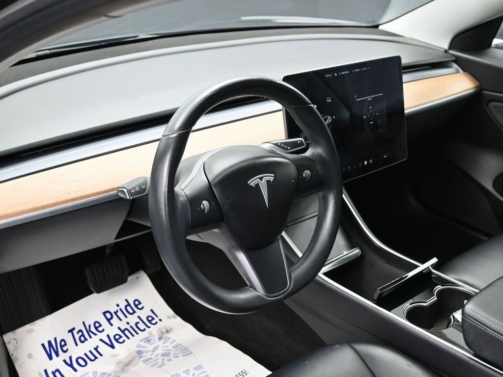 Used 2018 Tesla Model 3 Long Range image 14