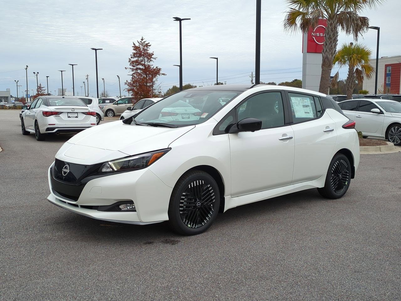 New 2024 Nissan Leaf SV Plus image 8
