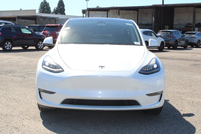 Used 2022 Tesla Model Y Performance AWD/4WD image 2