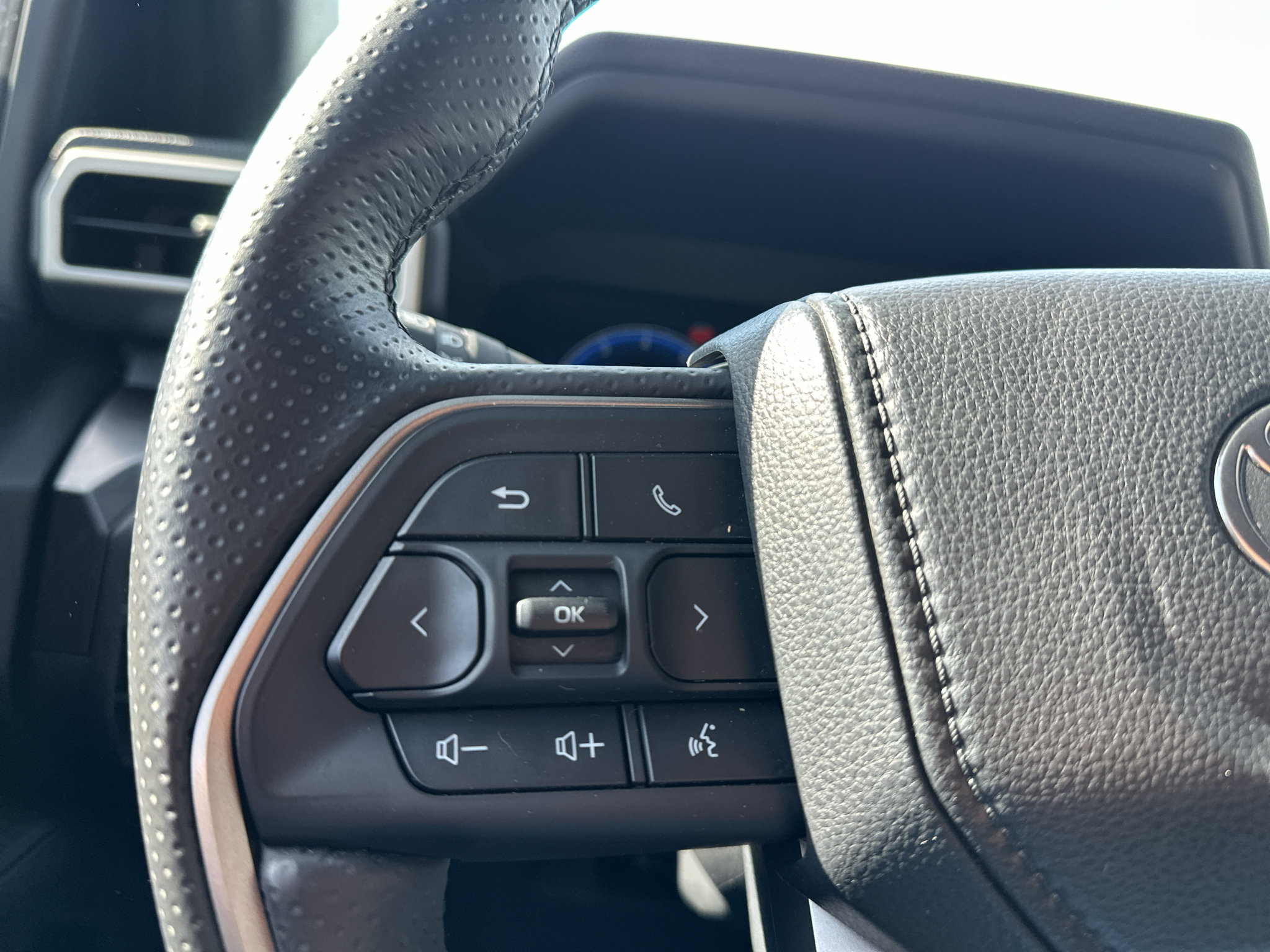 Used 2025 Toyota 4Runner TRD Sport AWD/4WD image 26