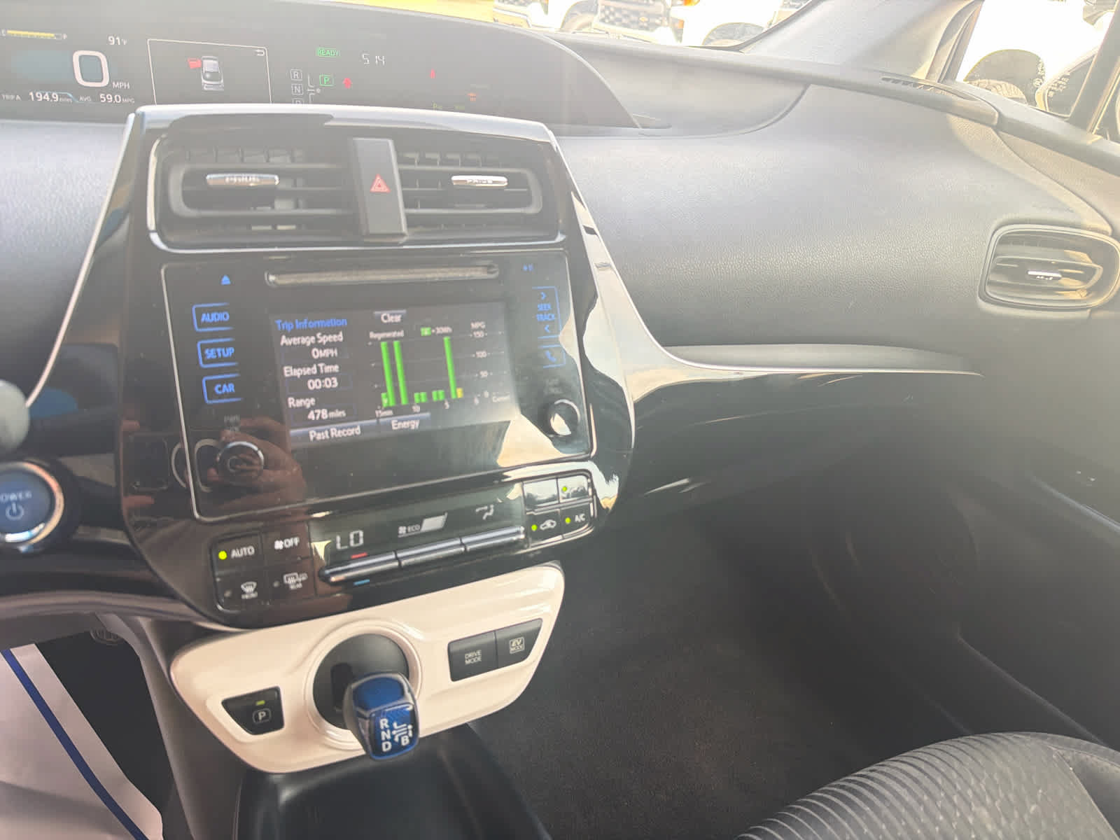 Used 2018 Toyota Prius Two w/ Prius Two Safety Plus Package FWD image 18