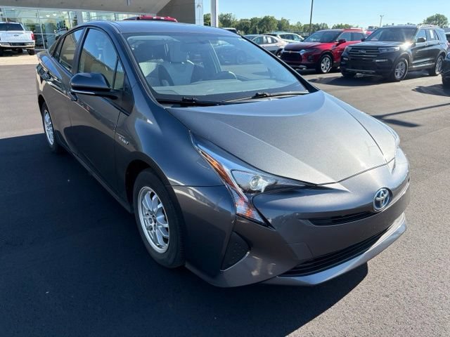 Used 2016 Toyota Prius Two FWD image 7